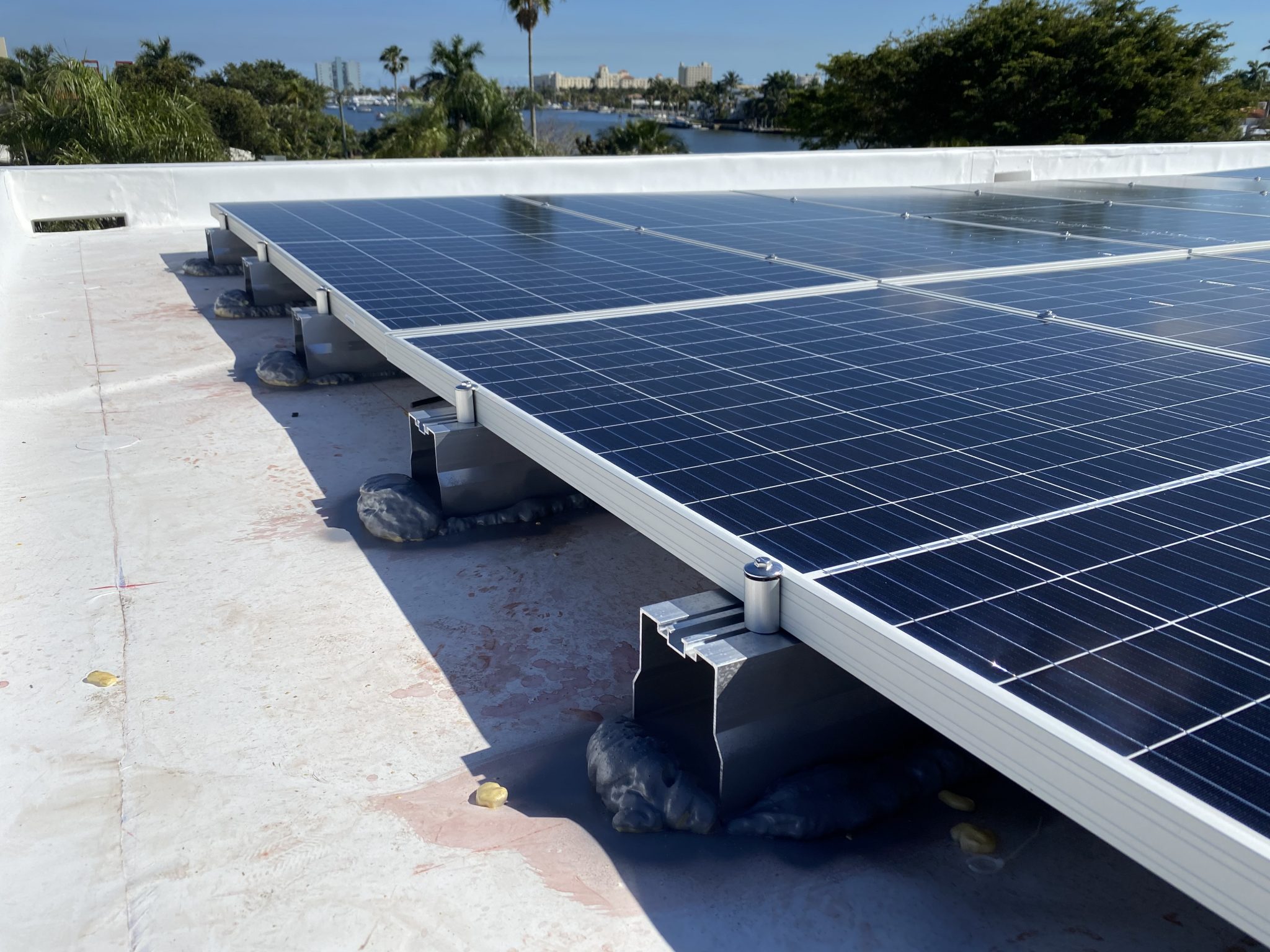 Solar Panel Roof Mounts | Solar Stack's Solar Panel Roof Mounting System